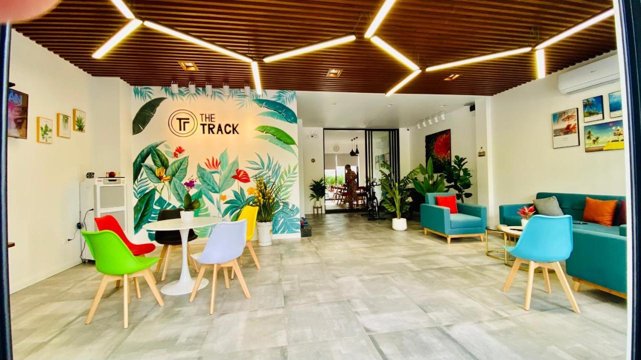 The Track Homestay - Near Bai Dai Beach Cam Lam Esterno foto