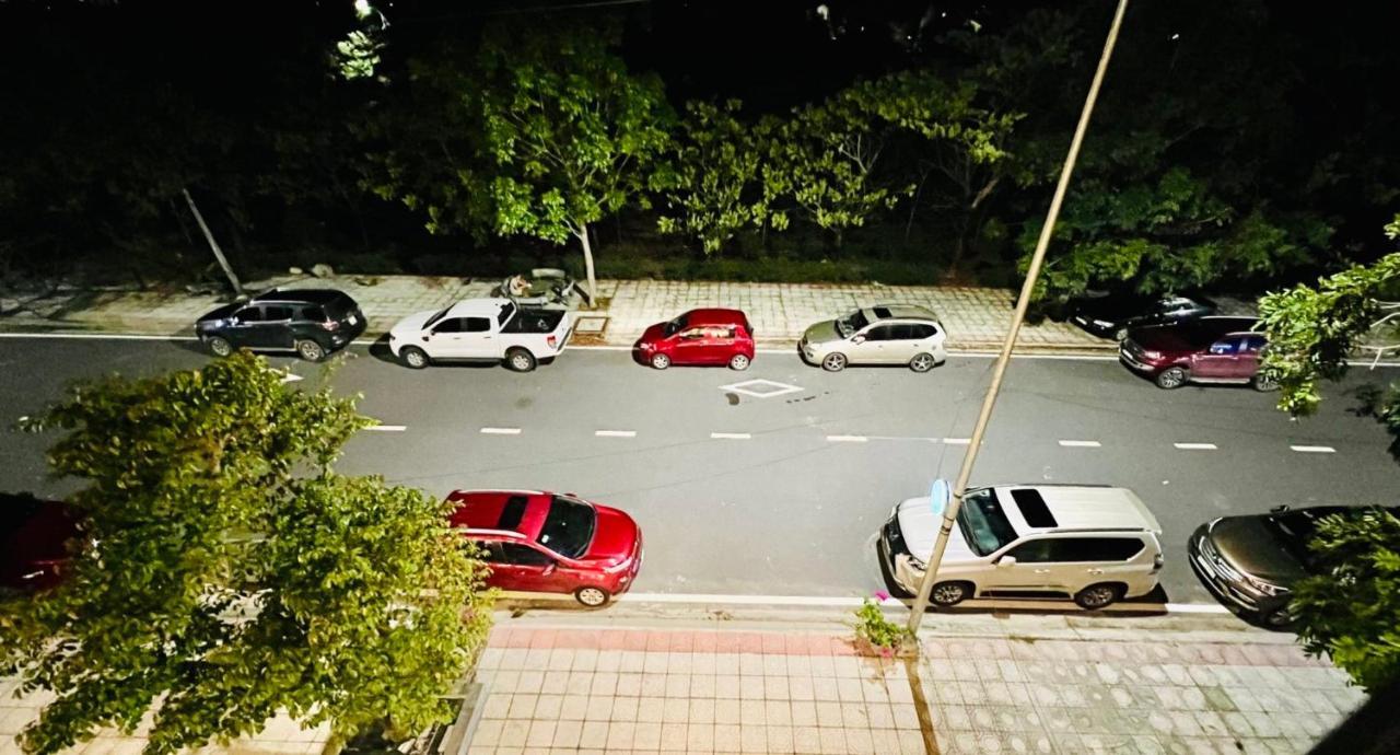 The Track Homestay - Near Bai Dai Beach Cam Lam Esterno foto